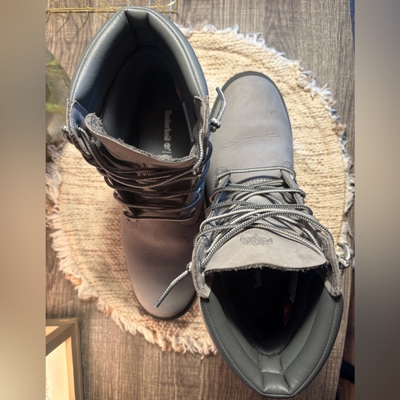 Timberland Light Gray Leather Boots - Picture 4 of 7